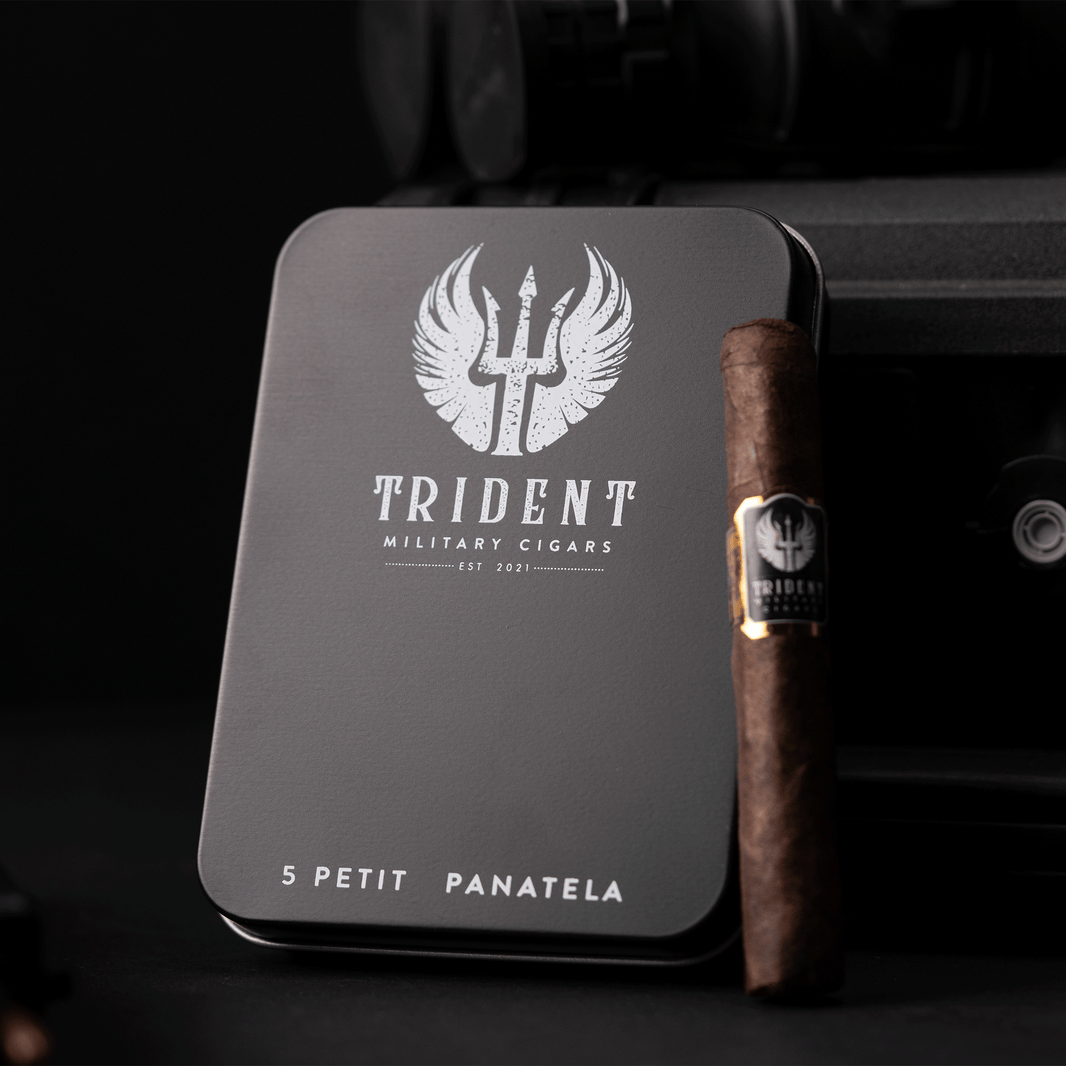 image The Trident Petit Panatela Tin